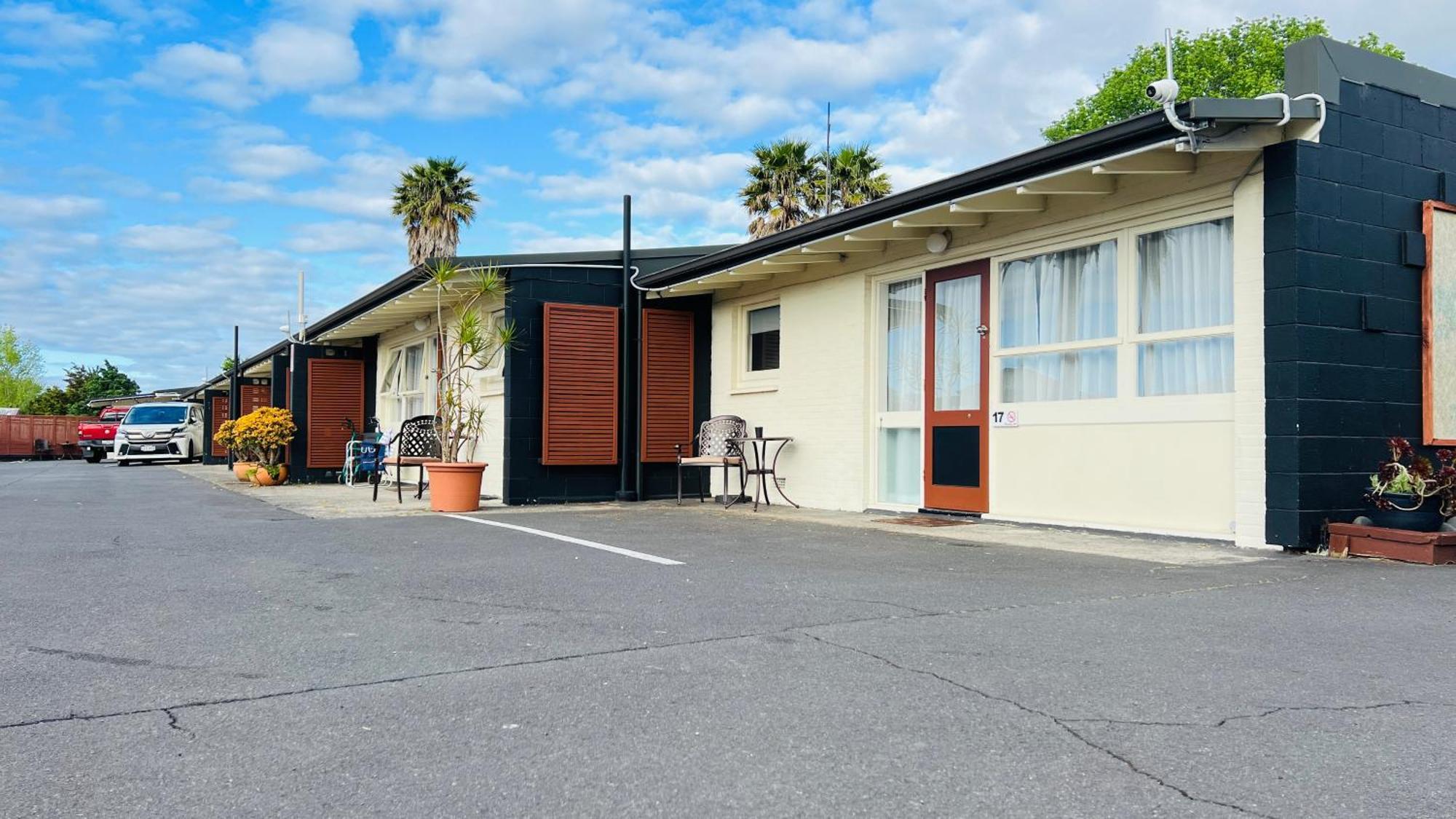 18Th Avenue Thermal Motel Tauranga Extérieur photo