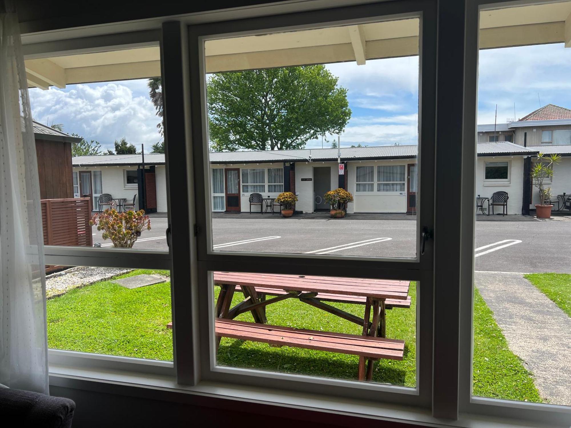 18Th Avenue Thermal Motel Tauranga Extérieur photo